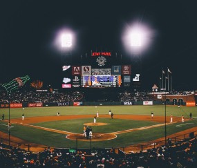 维尼修斯续约谈判陷入僵局 皇马与巴西边锋薪资预期存显著差距