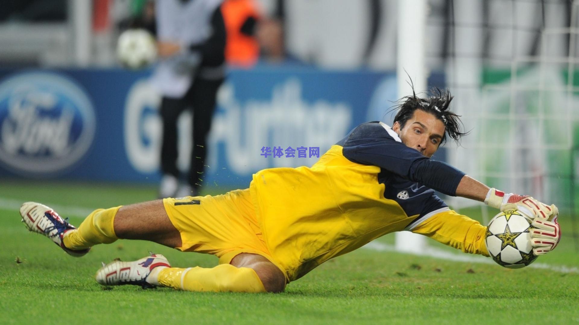 每体，多家豪门争夺卡萨多，巴萨表态不设离队障碍